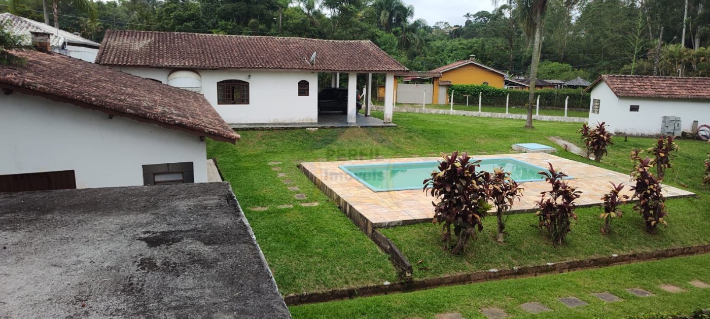 LINDA CHÁCARA À VENDA EM RIBEIRÃO PIRES  ÓTIMO PREÇO!