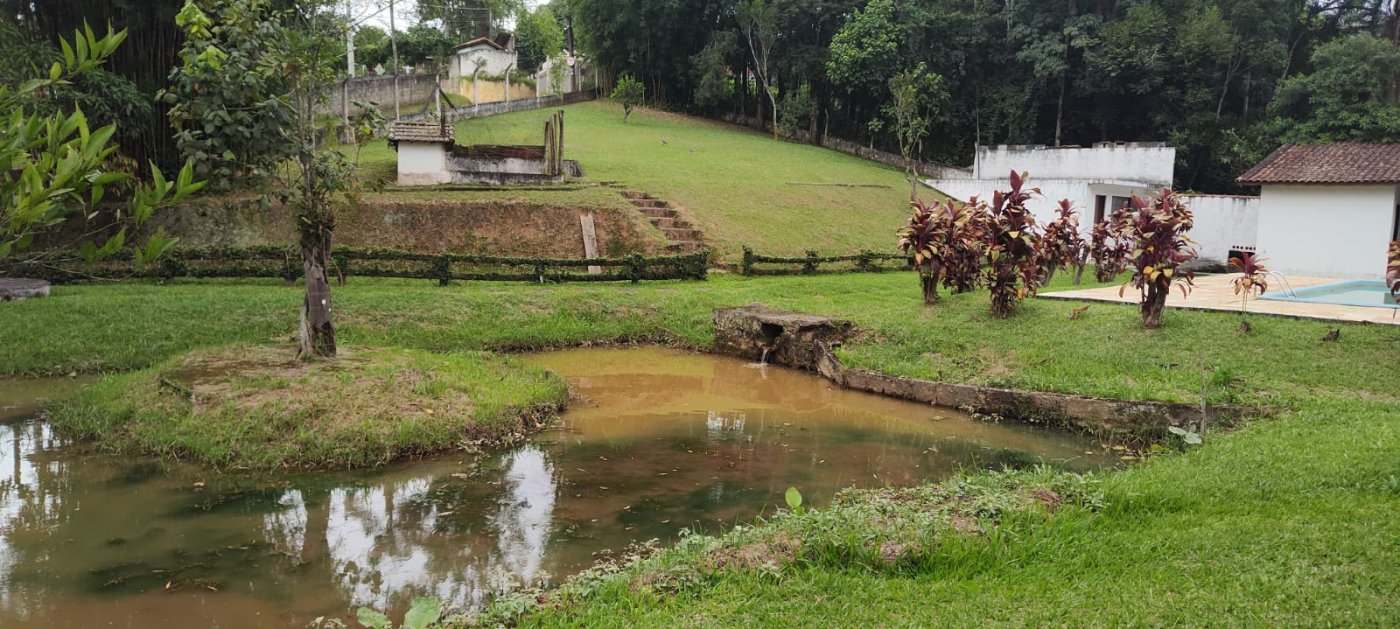 LINDA CHÁCARA À VENDA EM RIBEIRÃO PIRES  ÓTIMO PREÇO!