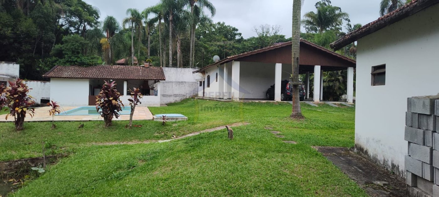 LINDA CHÁCARA À VENDA EM RIBEIRÃO PIRES  ÓTIMO PREÇO!