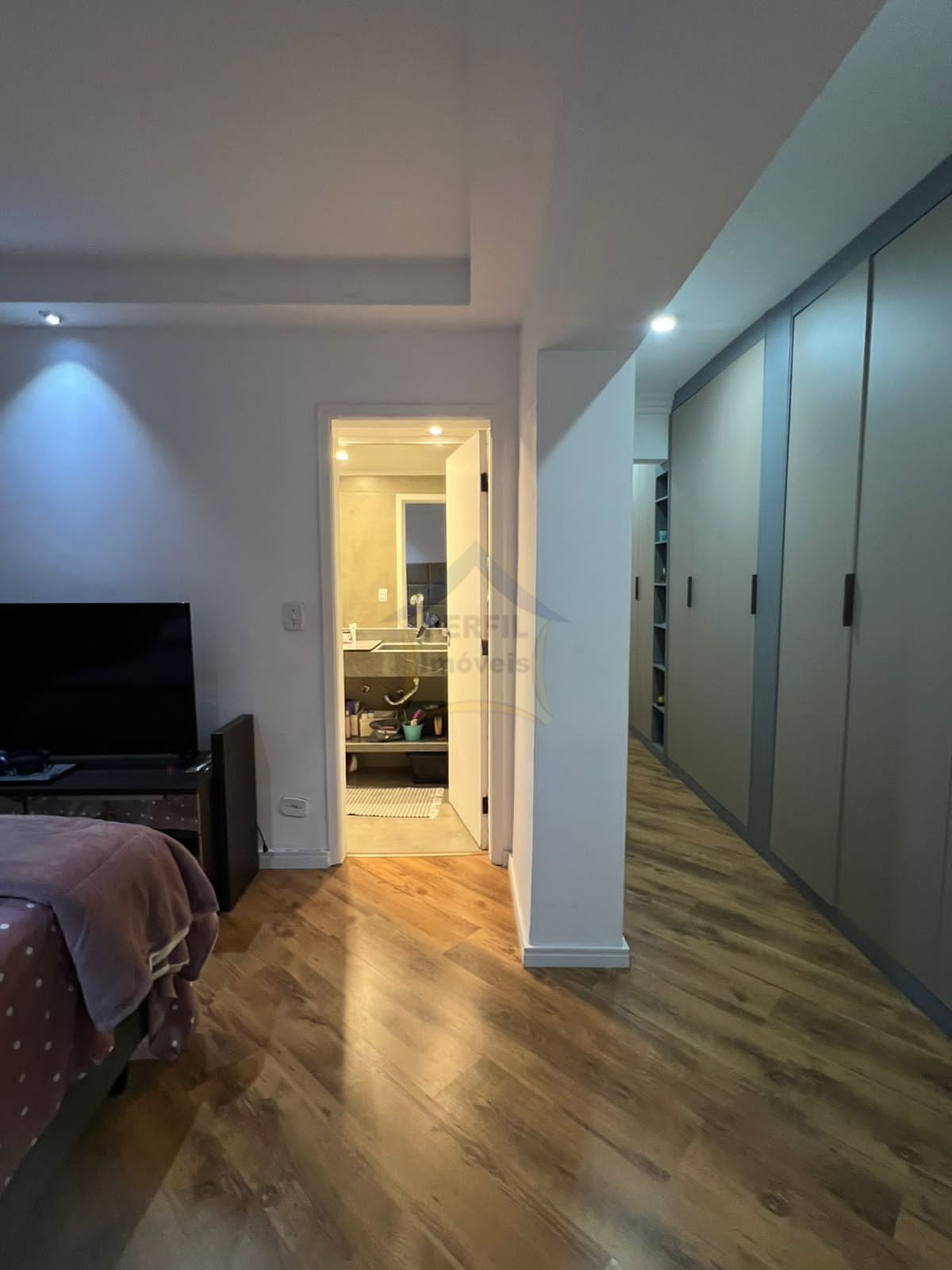 Apartamento 4 quartos para Locação Anual no bairro Vila Bocaina em Mauá