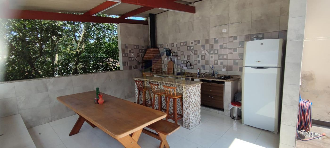 LINDA CASA TÉRREA A VENDA /  VILA SUÍSSA -  RIBEIRÃO PIRES .